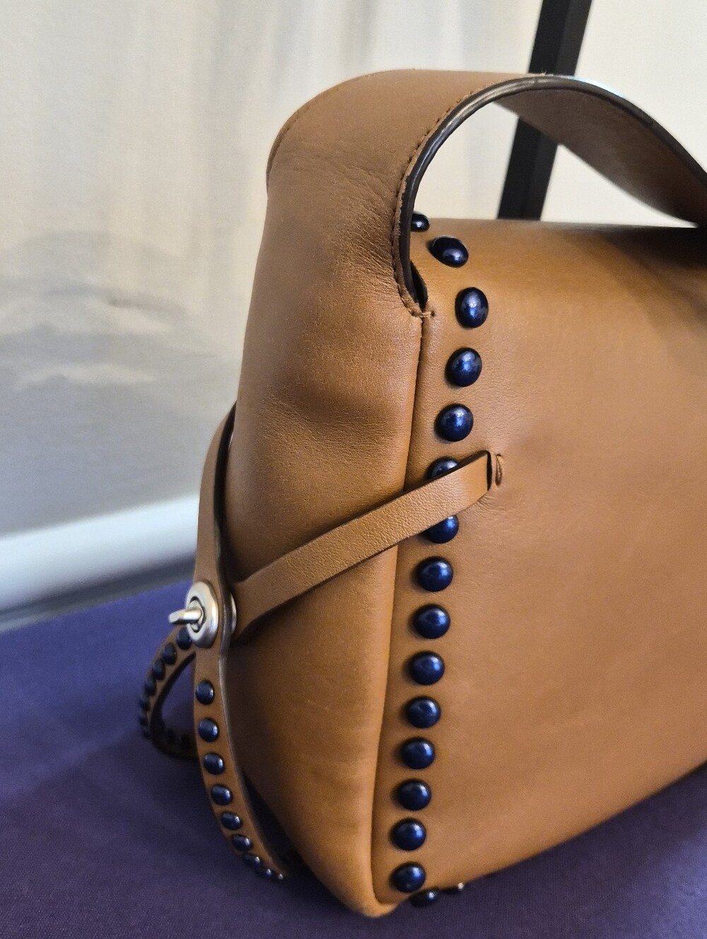 Coach Studded Messenger / Crossbody Bag ๐ค๐ - Picture 9 of 11